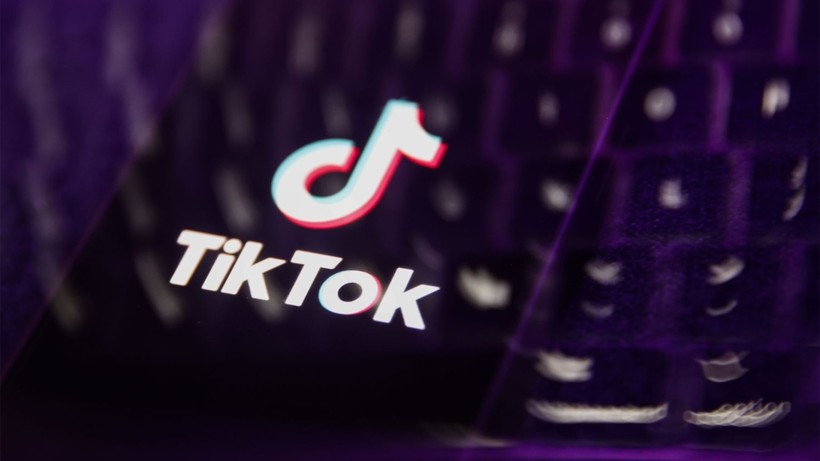 TikTok gắn nhãn nội dung được tạo bởi AI 